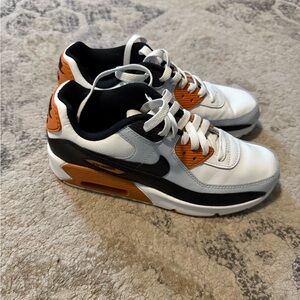 Nike Kids Air Max 90 sneakers EUC!